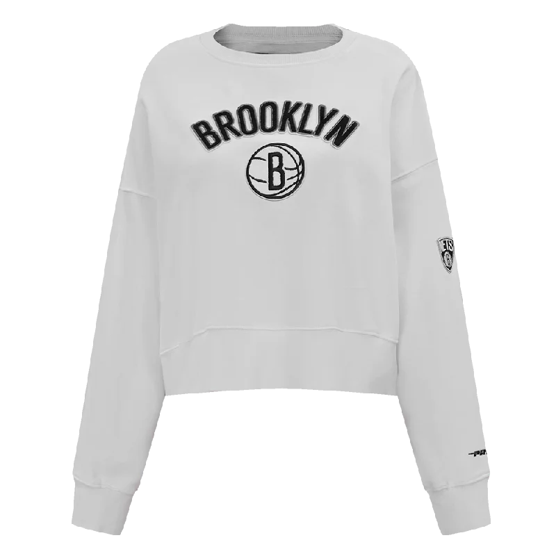 SUDADERA DE CUELLO REDONDO NBA BROOKLYN NETS CLASSIC ESSENTIALS PARA MUJER