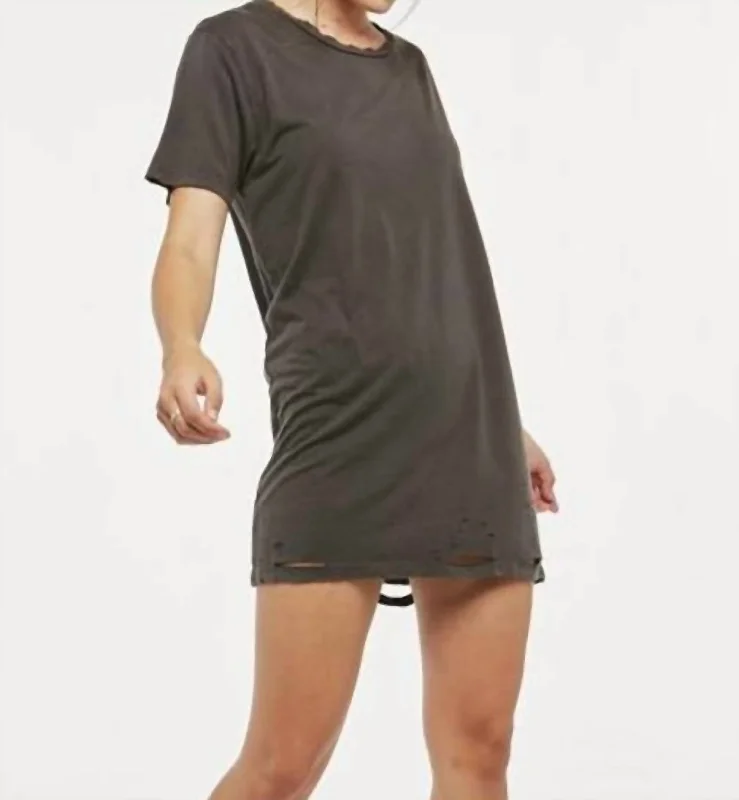 Grinded Tee Shirt Dress In Distressed Black