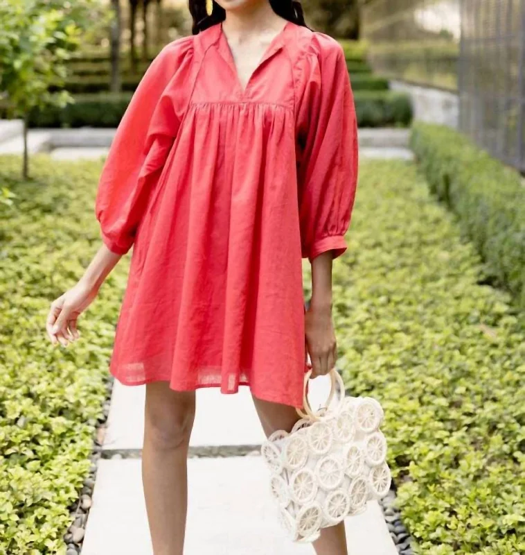 Violet Balloon Sleeve Dress In Tomato Red