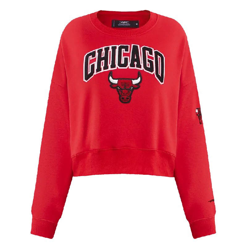 SUDADERA DE CUELLO REDONDO NBA CHICAGO BULLS CLASSIC ESSENTIALS PARA MUJER